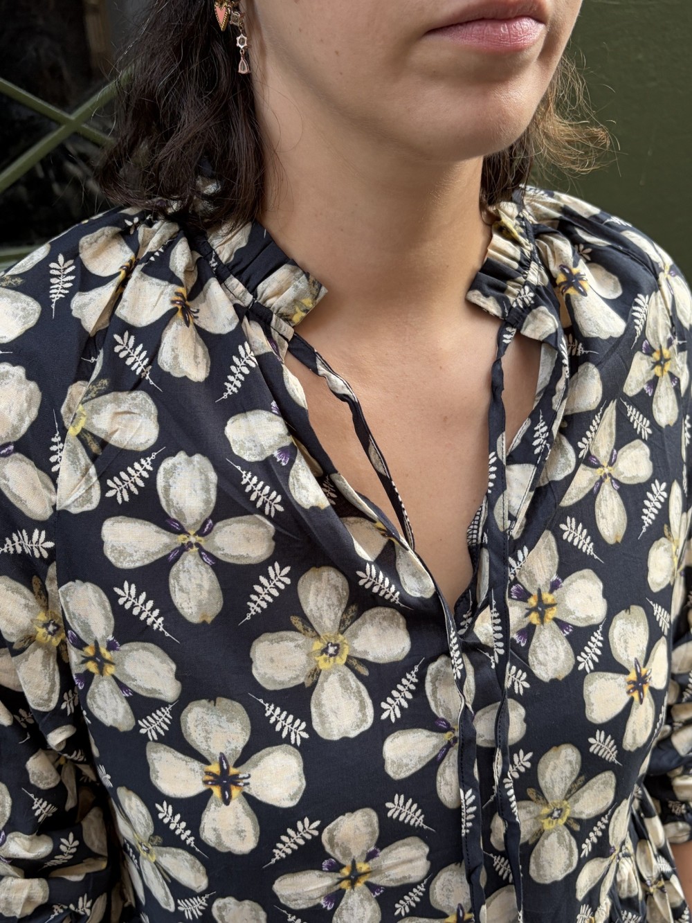 Robe longue fleurie Emmy avec ceinture | Peonies Shop