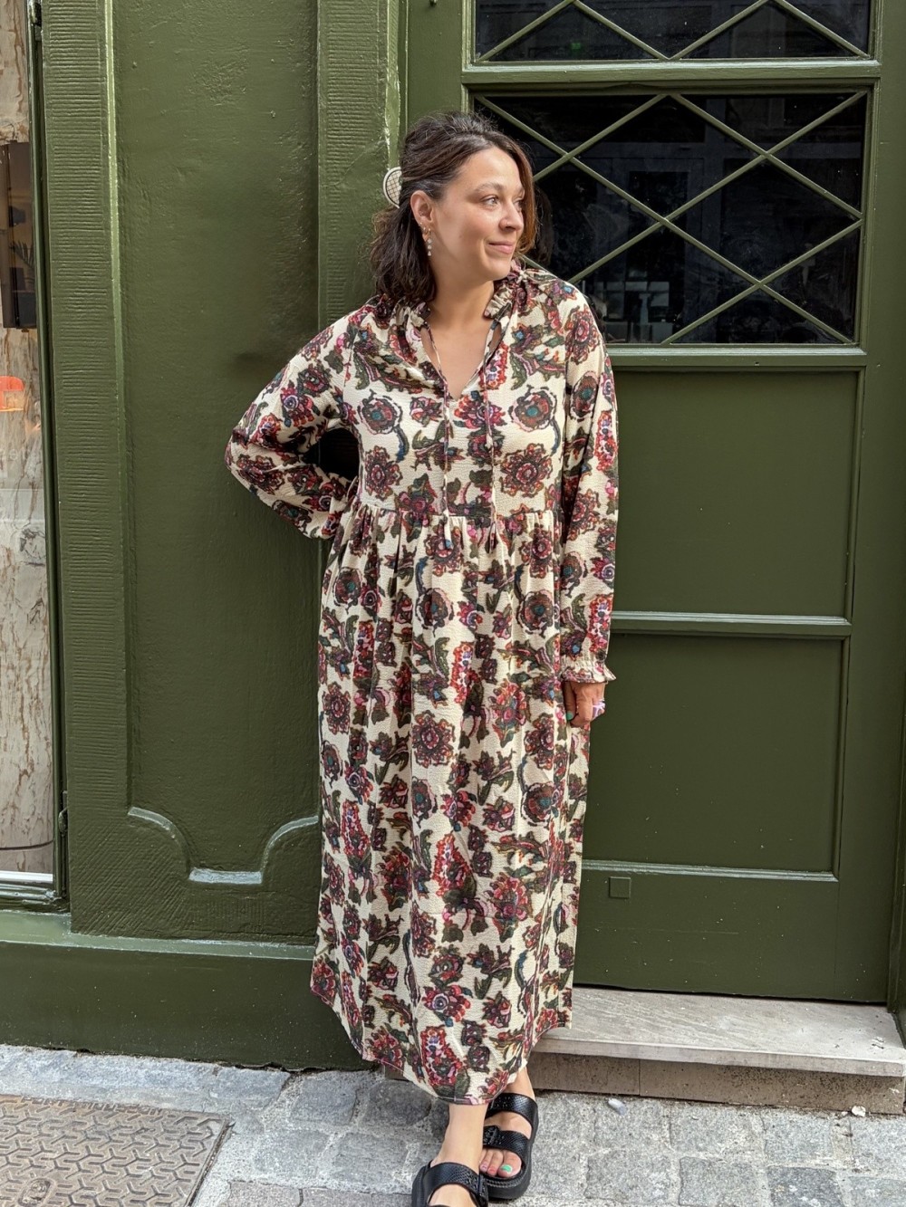 Robe longue fleurie Emmy avec ceinture | Peonies Shop