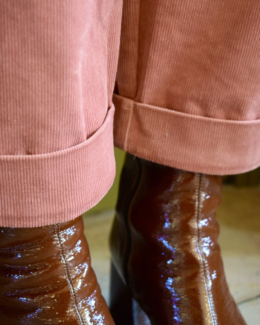 Pantalon à pince velours côtelé vieux rose femme | Peonies Shop