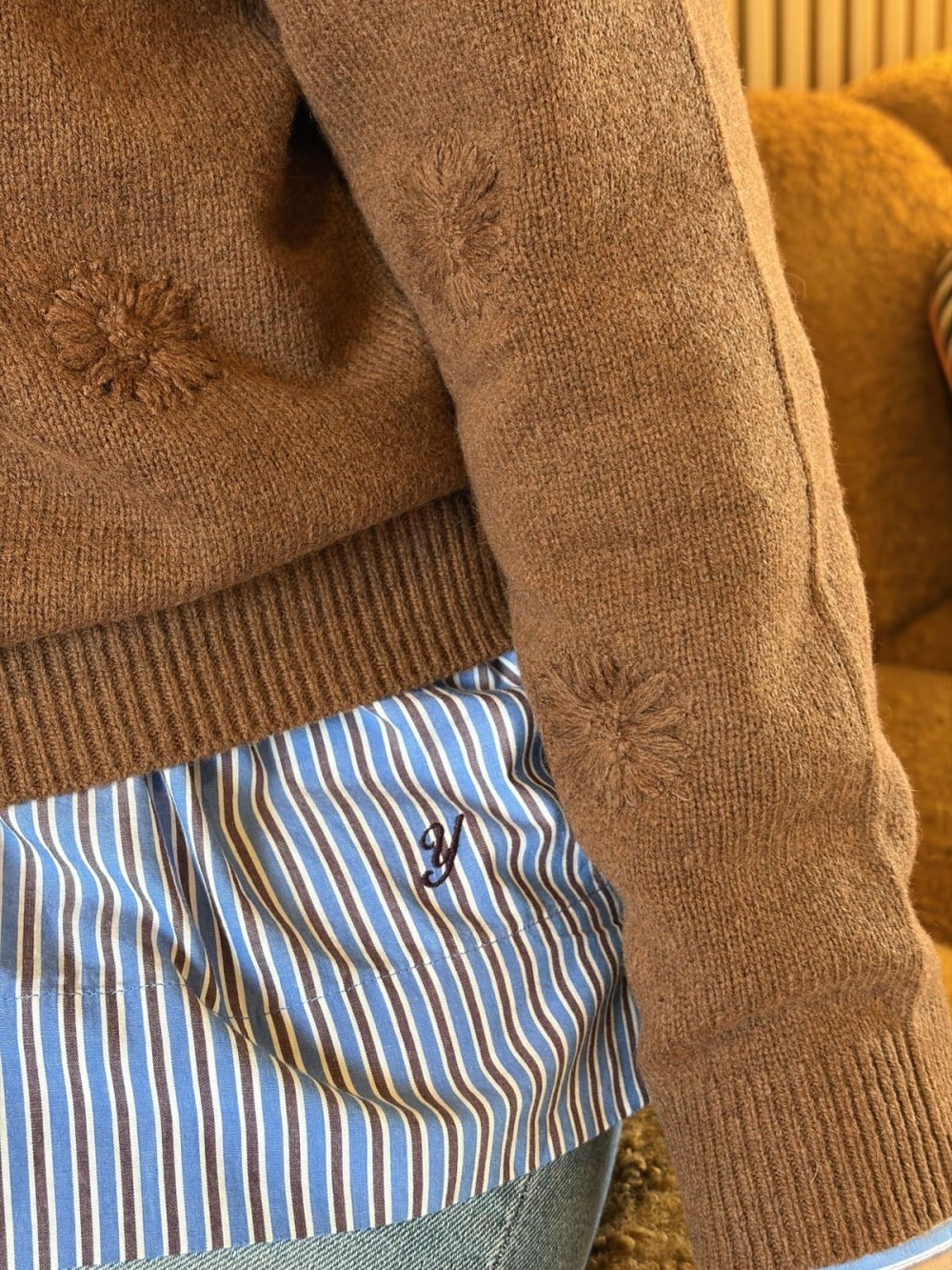 Pull cognac à fleurs brodées femme | Peonies Shop