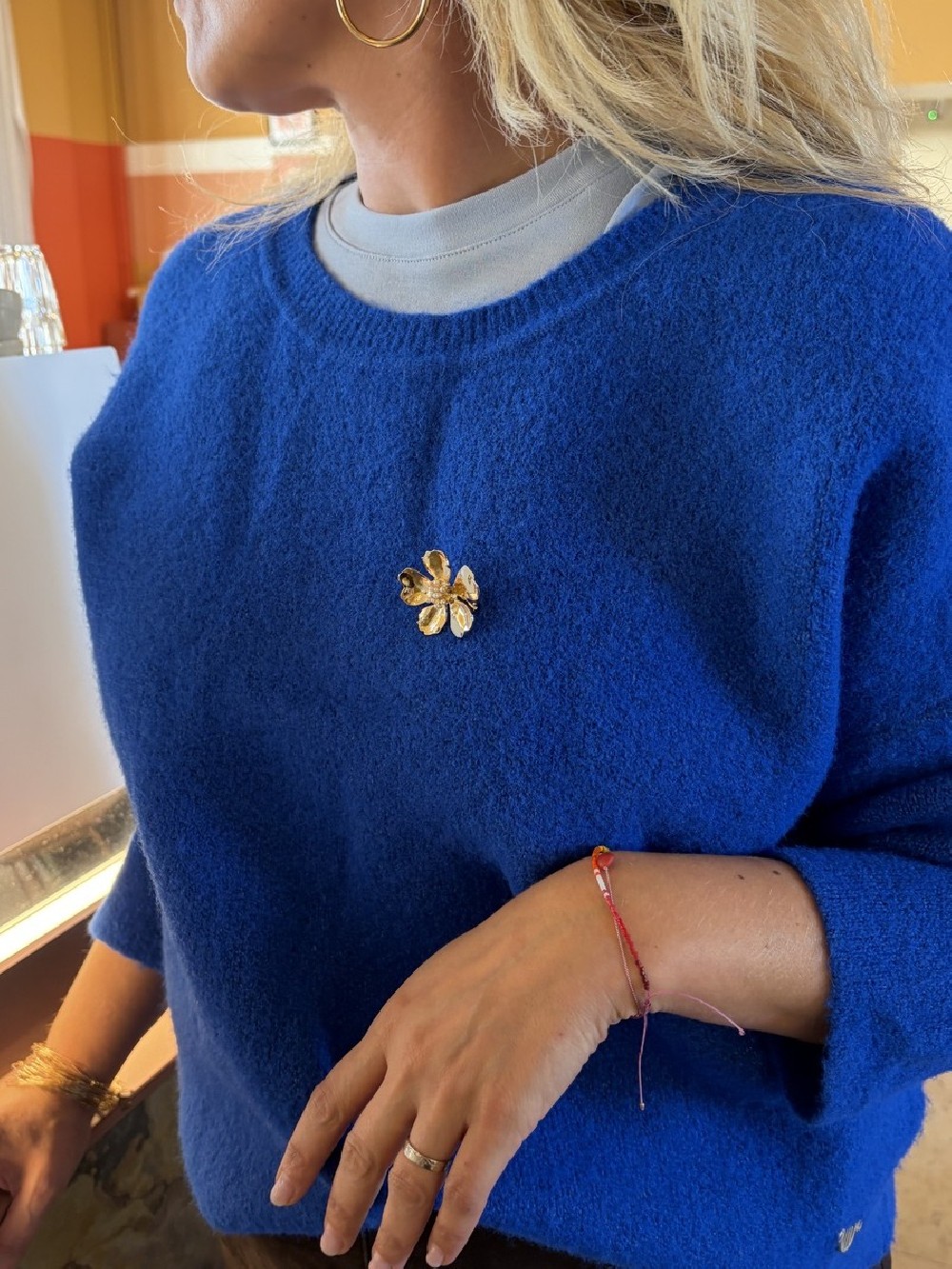 Pull Tam avec broche femme | Peonies Shop