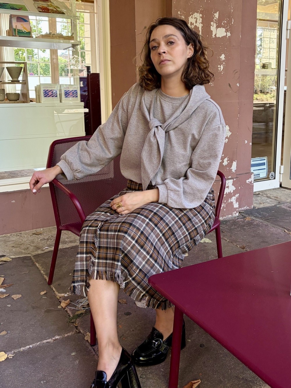Sweat oversize gris à capuche amovible femme | Peonies Shop