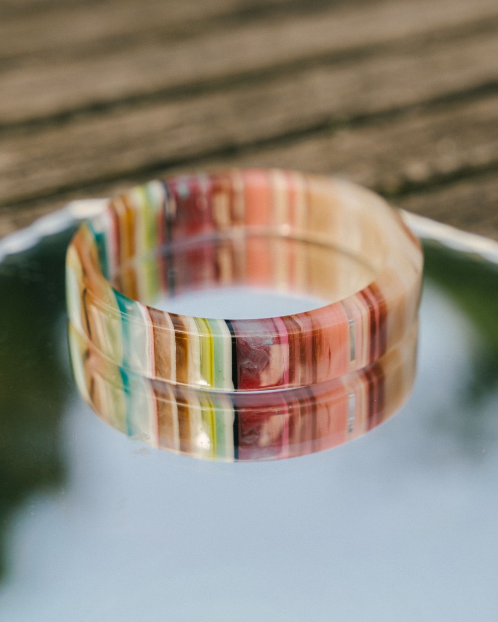 Bracelet jonc en résine rayée | Peonies Shop