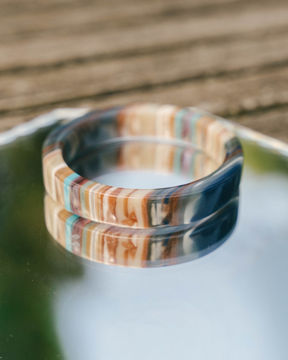 Bracelet jonc en résine rayée | Peonies Shop