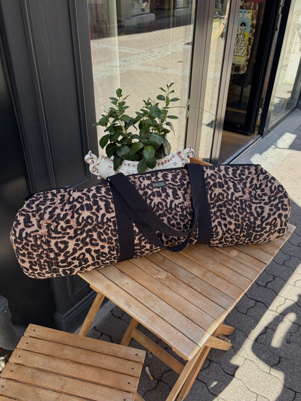Sac tapis de yoga matelassé Teckel ou Léopard | Peonies Shop
